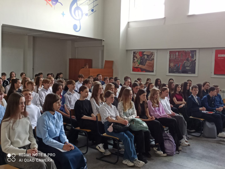 Гуляев Владимир Георгиевич.