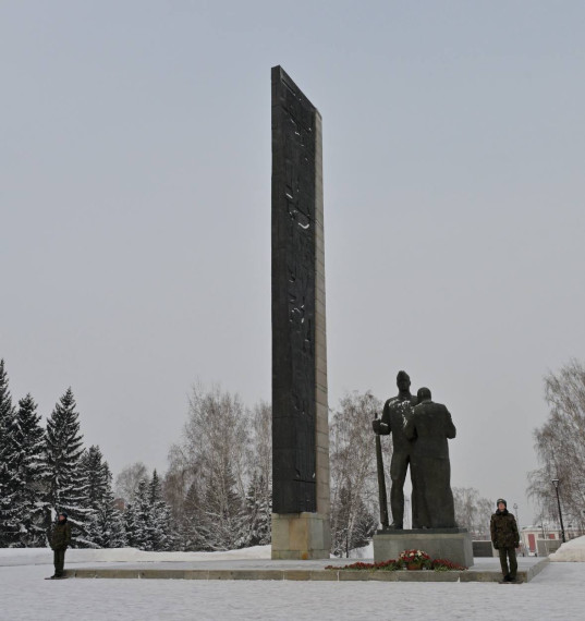 Почетная Вахта Памяти  на Посту №1.